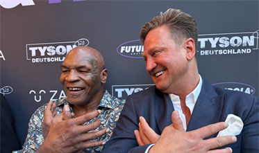 Mike Tyson beim TYSON 2.0 Event im BELLUCCI Berlin